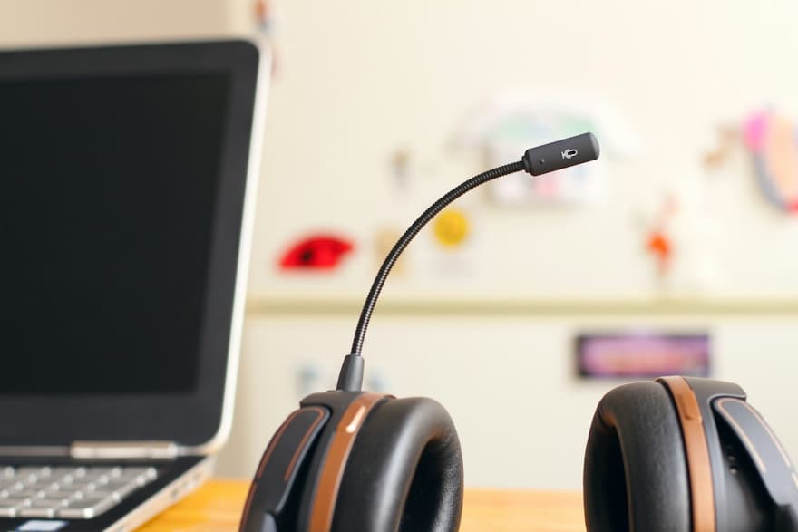 mic on desk